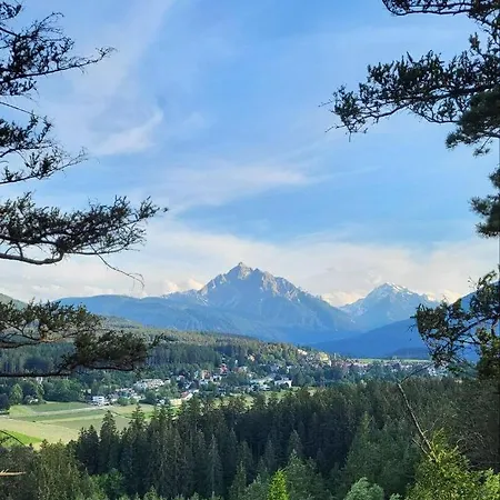 Batzenhaeusl Hotel Lans