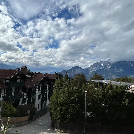 Batzenhaeusl Szálloda Lans