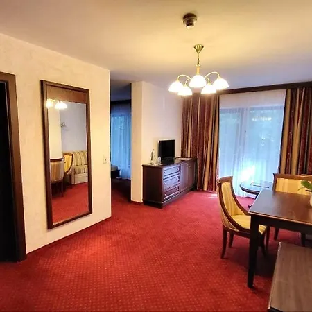 Szálloda Batzenhaeusl 4*