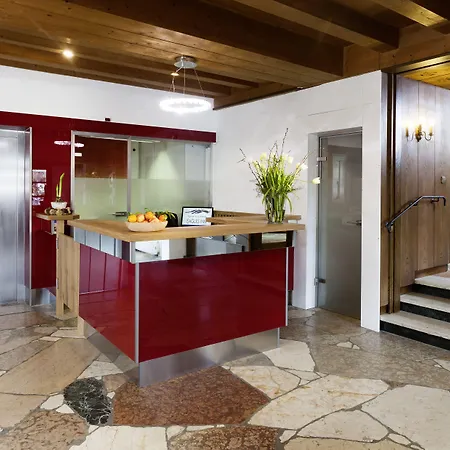 Szálloda Batzenhaeusl Lans