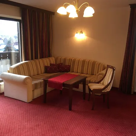 Szálloda Batzenhaeusl 4*