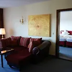 Batzenhaeusl Hotel Lans