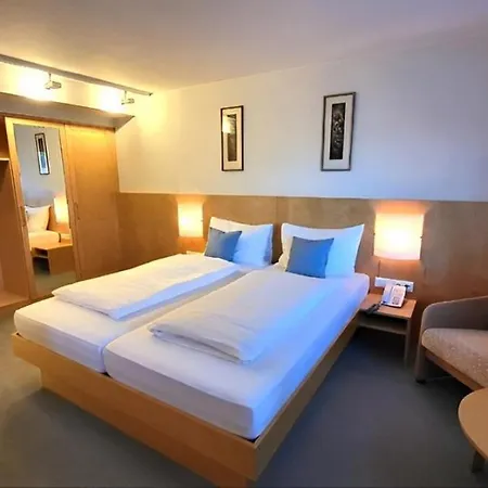 Batzenhaeusl Otel