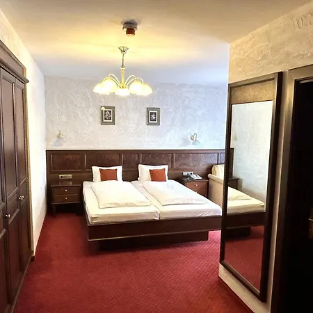 Batzenhaeusl Otel